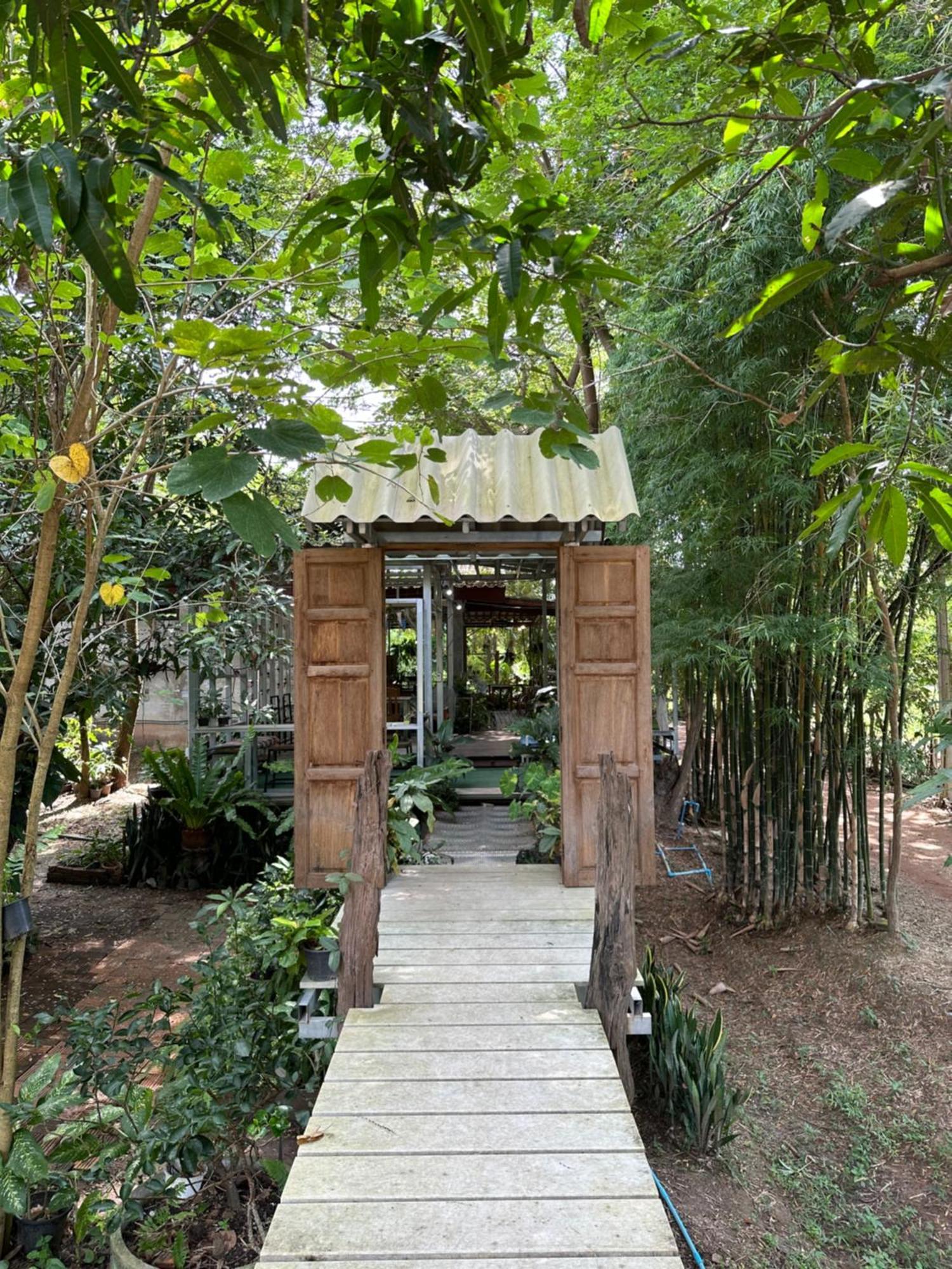 Ban Phae  Baan Suan Duang Porn Resort מראה חיצוני תמונה